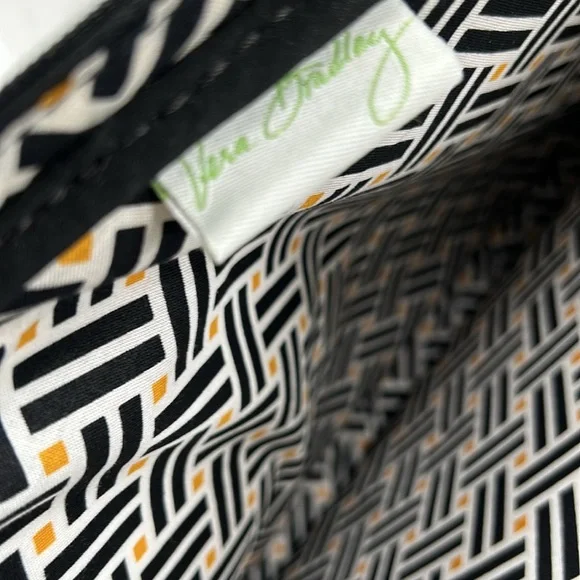 VERA BRADLEY black quilted laptop bag - Picture 4 of 7